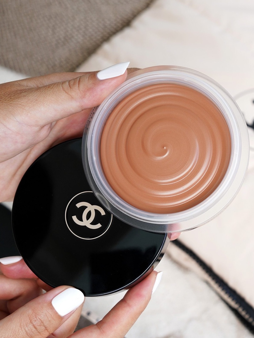 CHANEL Les Beiges Healthy Glow Bronzing Cream - 392 Soleil Tan Medium Bronze